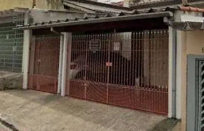 Casa a venda em pestana, osasco: 2 dormitorios e amplo espaco