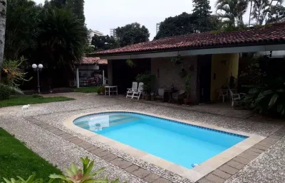Casa linear para venda possui 435 metros quadrados com 4 quartos em itanhangá - rio de janeiro - rj