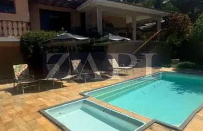 Casa à venda no Jardim Quisisana, Poços de Caldas 
