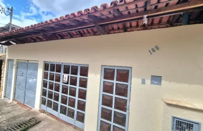Democrata, casa triplex, 6 quartos, 5 vagas, vista livre para cidade, oportunidade. venha conferir!!!