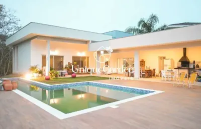 Imóvel em condomínio exclusivo no recanto santa barbara - jambeiro-sp: 5 quartos, 4 suítes, 3 salas, 2 banheiros, 6 vagas de garagem, 500m².