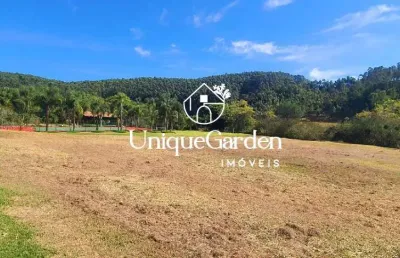 Terreno de 1.640m² à venda no condomínio village parahybuna em paraibuna-sp