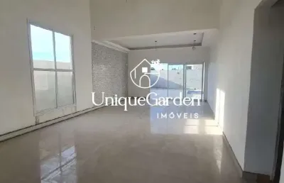 Casa em condomínio no terras do vale, caçapava-sp: 3 quartos, 1 suíte, 2 salas, 2 banheiros, 2 vagas de garagem - 150m².