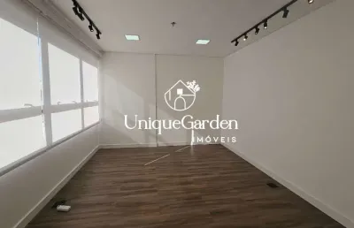 Sala comercial com 1 sala para alugar na rua tiradentes, 299, centro, jacareí, 36 m2 por r$ 1.800
