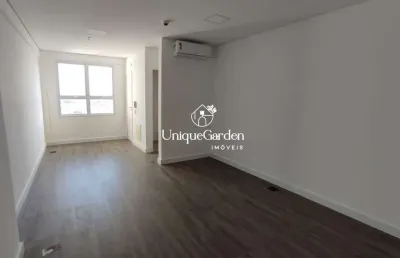 Sala comercial com 1 sala para alugar na rua tiradentes, 299, centro, jacareí, 27 m2 por r$ 1.450