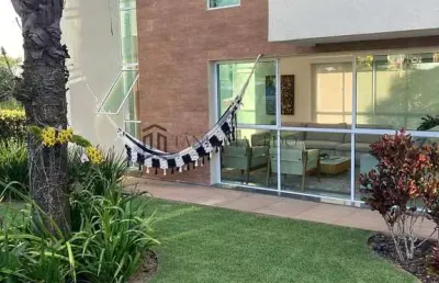 Casa em condominio para venda de porteira fechada , o imóvel possui 03 quartos sendo 02 suítes, com