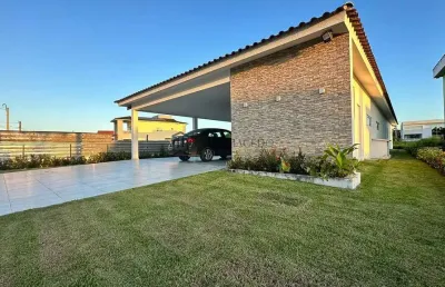 Casa à venda com  314 m² de área construída, 4 suítes, sala ampla, espaço gourmet, aldeia dos camar