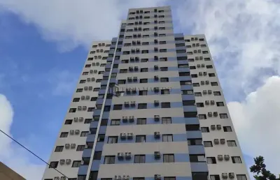 Apartamento à venda com 98m², 3 dormitórios sendo 1 suíte, varanda, dependência completa, 2 vagas,