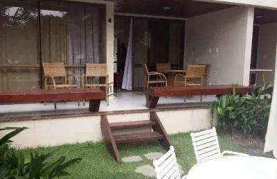 Flat à venda com 60m², decorado, varanda, 2 dormitórios sendo 1 suíte, porto de galinhas, ipojuca,