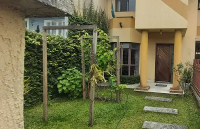 Sobrado para venda em curitiba, atuba, 5 dormitórios, 1 suíte, 5 banheiros, 3 vagas
