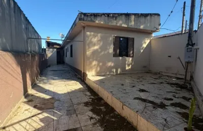 Casa com 2 quartos para alugar no Jardim das Cerejeiras, Atibaia 