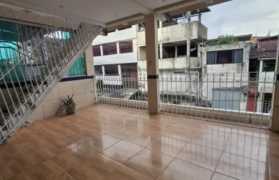 Alugo apartamento  reformado 2/4      rua paraná      paripe  1.300,00.