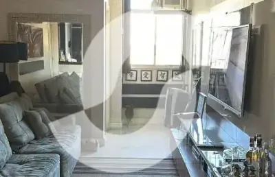 Ótimo apartamento de 2 dormitórios a venda no centro de niterói