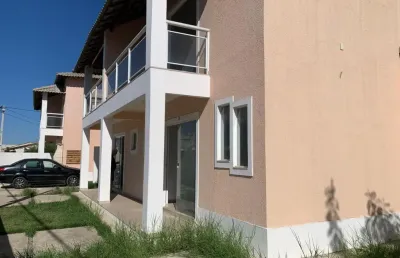 Casa duplex  2 quartos em excelente localização - jardim atlântico central (itaipuaçu)/maricá