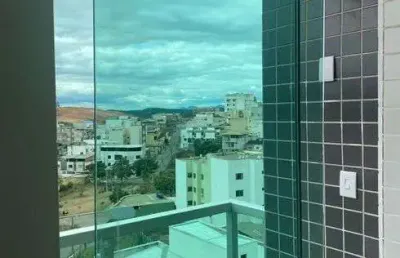 Apartamento em ipatinga, 80 m². sacada , 2 qts suíte, 2 vgs garagem. região de ipatinga.