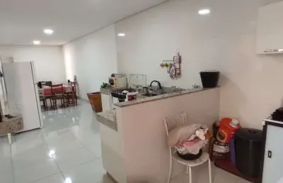 Casa cód. k189, bairro bom pastor, quintal, área gourmet, sist. alarme/câmera. região de ipatinga