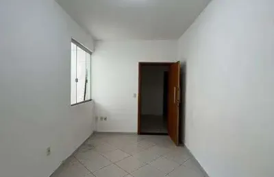 Apto bairro cidade nova. cód a300, 2 qts/suíte, água ind, 70 m², pilotis. região de ipatinga