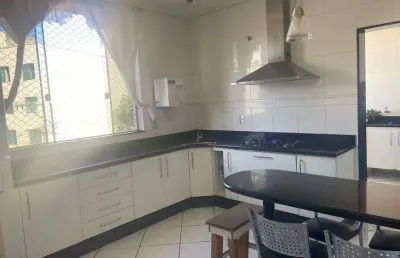 Apartamento bairro veneza, perto do centro, excelente localização. duas vagas. comercio próximo.