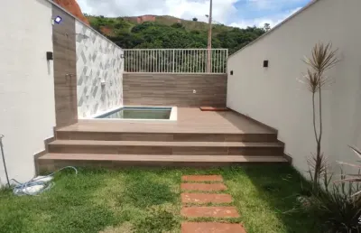 Casa bairro das fontes. cód. k186, 3 quartos/suite, 180 m², 4 vgs. piscina. quintal e varanda gourmet. aceita permuta.