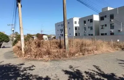 Lote bairro parque das águas, 596,56 m², devidamente registrado. região de ipatinga