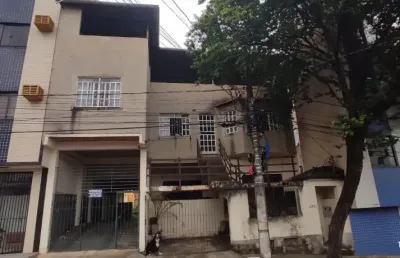 Casa bairro iguaçu. área nobre. cód. k234. 7 quartos sendo 02 moradias, quintal, terraço região de ipatinga.