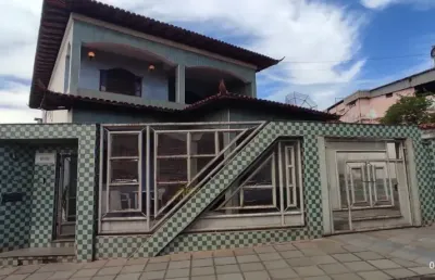 Casa bairro bela vista. área nobre. cód. k235. 4 qts/suíte, quintal, área gourmet. banheira de hidro.