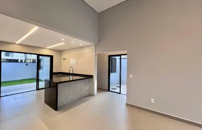 Casa assobradada/ térrea em condominio fechado em jundiaí