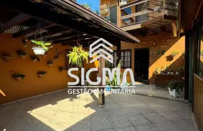 Casa com 3 quartos à venda na rua lucília nunes monteiro, 90, mirante da lagoa, macaé por r$ 1.150.000