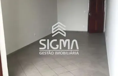 Sala comercial com 1 sala para alugar na avenida rui barbosa, 1011, centro, macaé por r$ 800