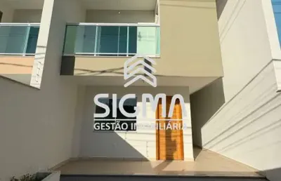 Casa com 3 quartos à venda na alameda do bosque, 248, granja dos cavaleiros, macaé por r$ 650.000