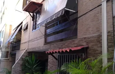 Apto sala e quarto mobiliado no recreio dos bandeirantes