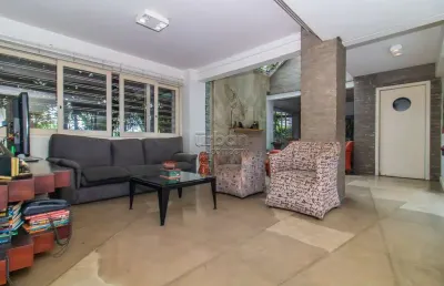Casa em condomínio fechado com 3 quartos à venda na rua tremembé, 36, chácara das pedras, porto alegre por r$ 1.490.000