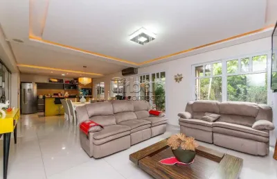 Casa em condomínio fechado com 4 quartos à venda na rua attílio bilibio, 120, jardim carvalho, porto alegre por r$ 2.380.000