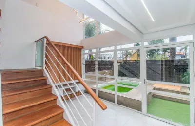 Casa em condomínio fechado com 4 quartos à venda na alameda três de outubro, 665, ecoville, porto alegre por r$ 860.000