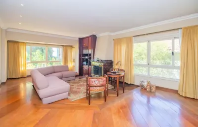 Apartamento com 4 quartos à venda na rua corcovado, 39, auxiliadora, porto alegre por r$ 1.100.000