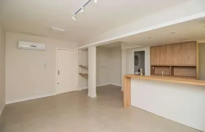 Apartamento com 2 quartos à venda na rua carazinho, 537, petrópolis, porto alegre por r$ 560.000