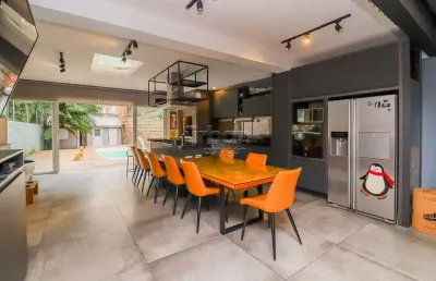 Casa em condomínio fechado com 4 quartos à venda na avenida coronel lucas de oliveira, 204, bela vista, porto alegre por r$ 1.650.000