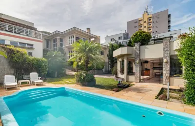 Casa em condomínio fechado com 2 quartos à venda na rua fernando abbott, 1062, cristo redentor, porto alegre por r$ 2.650.000
