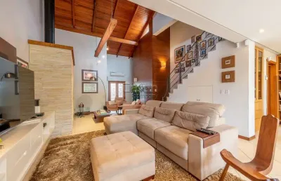 Casa com 3 quartos à venda na avenida cai, 922, cristal, porto alegre por r$ 1.350.000