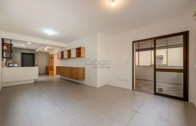Apartamento com 2 quartos à venda na cel paulino teixeira, 338, rio branco, porto alegre por r$ 590.000