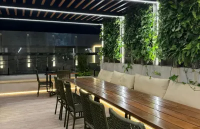 More em lagoa nova, em um apartamento novo, local tranquilo e perto de tudo!