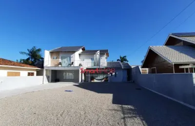 Casa com 3 quartos à venda na minas gerais, 28, universitário, tijucas por r$ 1.150.000