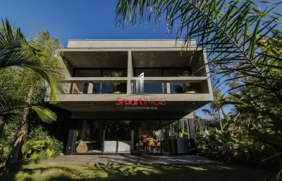 Casa em condomínio fechado com 4 quartos à venda na avenida rodesindo pavan, 3666, praia do estaleiro, balneário camboriú por r$ 10.340.817