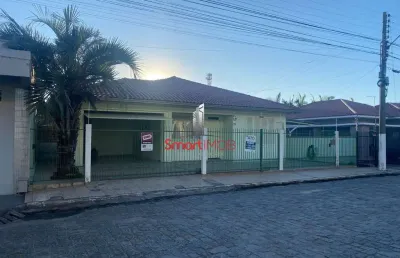 Casa com 3 quartos à venda na manoel cruz, 23, centro, tijucas por r$ 700.000