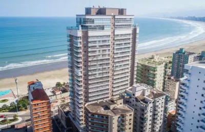 Apartamento de alto padrão frente mar sendo porteira fechada com lazer completo