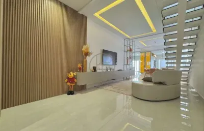 Sobrado de alto padrão totalmente mobiliado e decorado