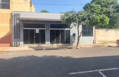 Salão comercial à venda, em assis-sp, no centro da cidade - terreno 230m²