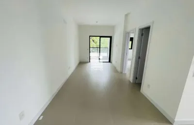 Apartamento com 2 quartos para alugar na rua padre schrader, --, agronômica, florianópolis por r$ 5.460