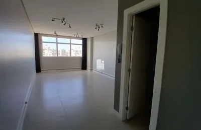 Sala comercial para alugar na rua general liberato bittencourt, --, canto, florianópolis por r$ 2.774