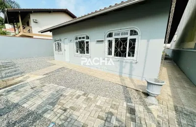 Casa com 3 quartos para alugar na barra do rio cerro, jaraguá do sul , 116 m2 por r$ 3.800